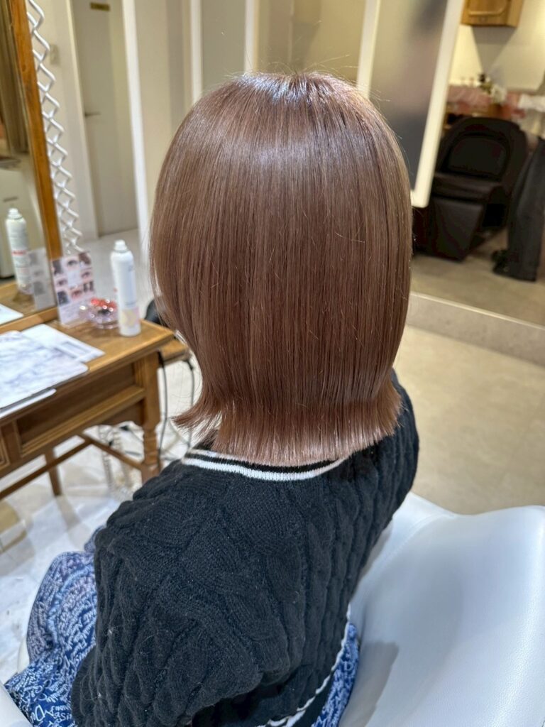 【Chihiro】ベージュカラーで柔らかな質感を