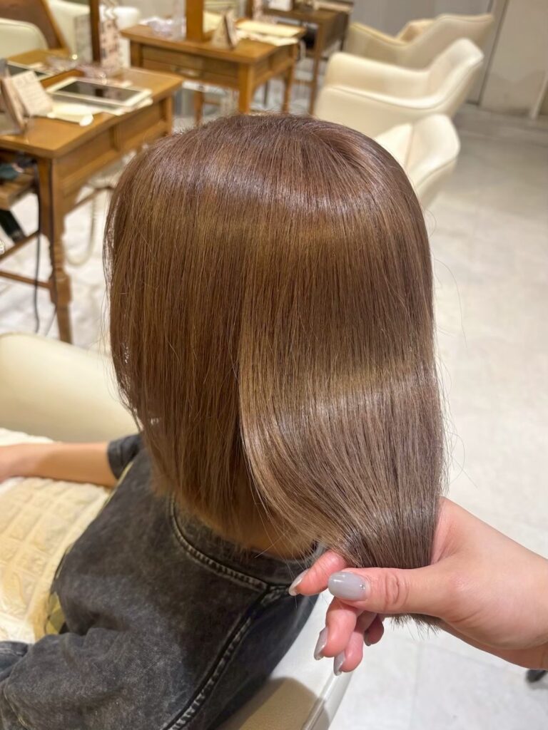 【Chihiro】ベージュカラーで柔らかツヤ髪へ