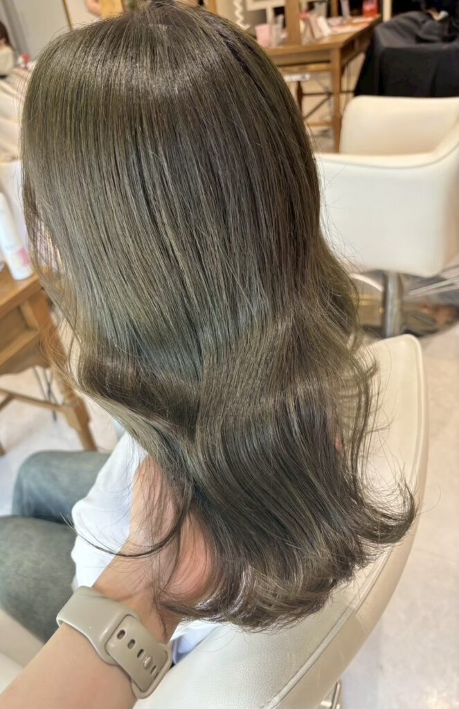 【Chihiro】オリーブカラーで柔らかツヤ髪