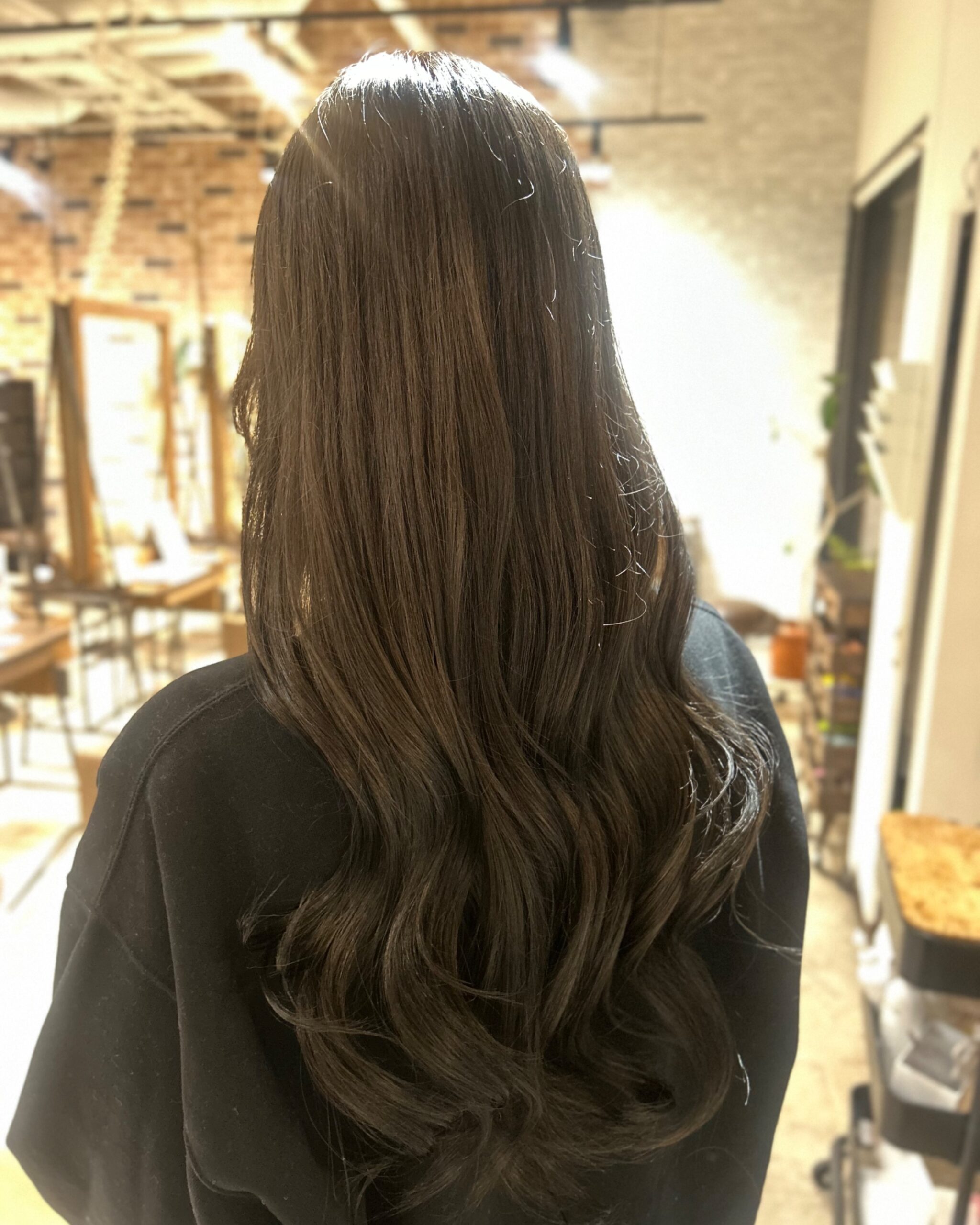 透け感グレージュで柔らかヘアに♪